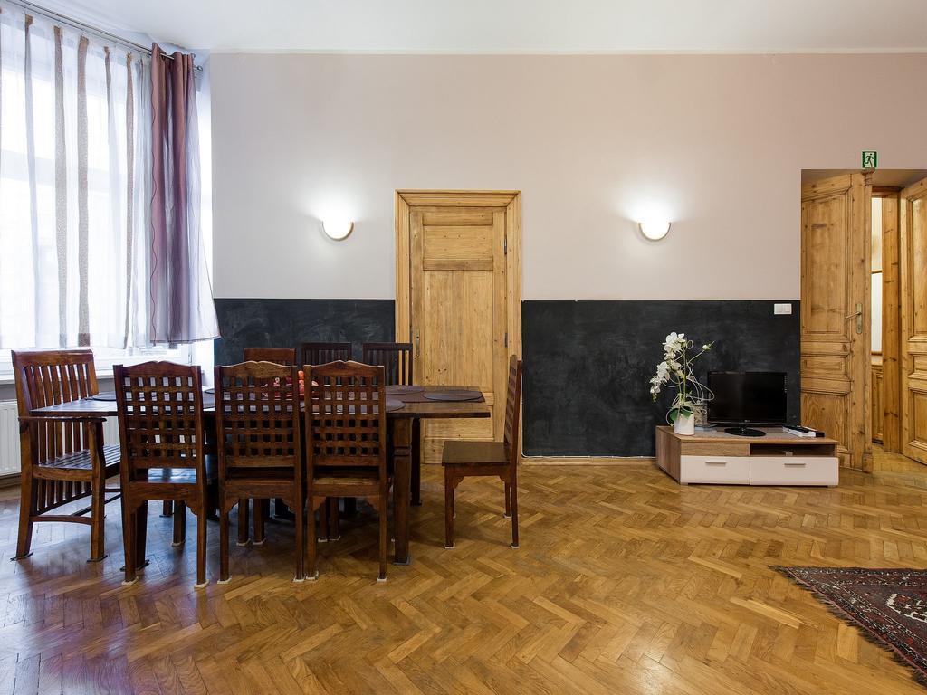 5 Bedroom Family Apartment Cracóvia Quarto foto